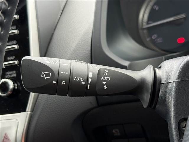 TOYOTA LANDCRUISER PRADO 2023 Image 31