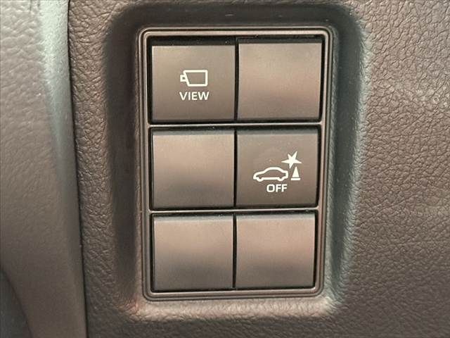 TOYOTA LANDCRUISER PRADO 2023 Image 31