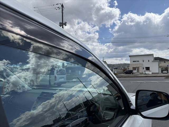 TOYOTA LANDCRUISER PRADO 2023 Image 31