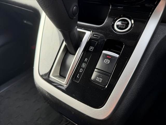 NISSAN SERENA  S-HYBRID 2016 Image 31