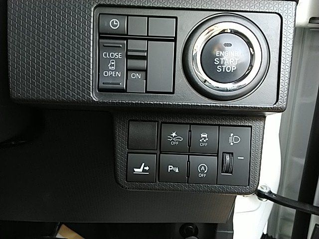 DAIHATSU TANTO 4WD 2021 Image 31
