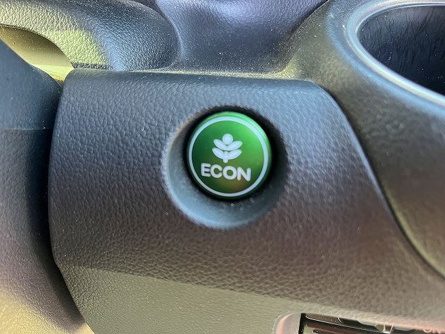 HONDA N BOX CUSTOM 2013 Image 31