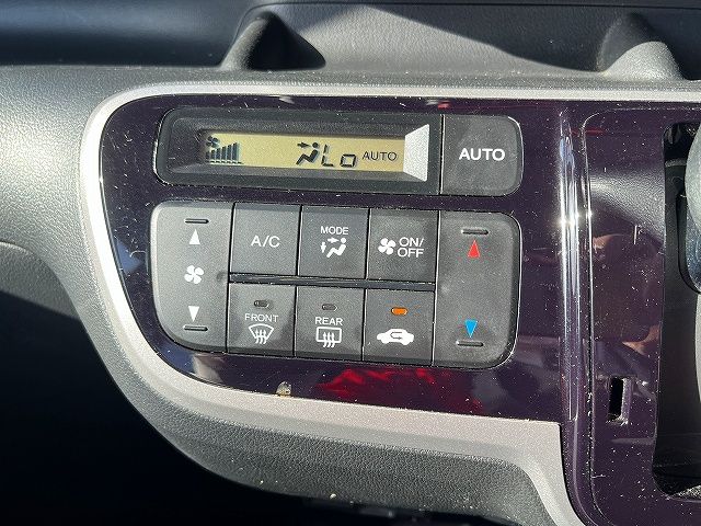 HONDA N BOX CUSTOM 2013 Image 31