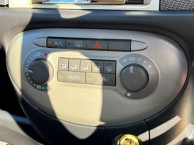 DAIHATSU MIRA GINO 2007 Image 31