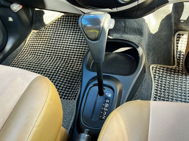 DAIHATSU MIRA GINO 2007 Image 31