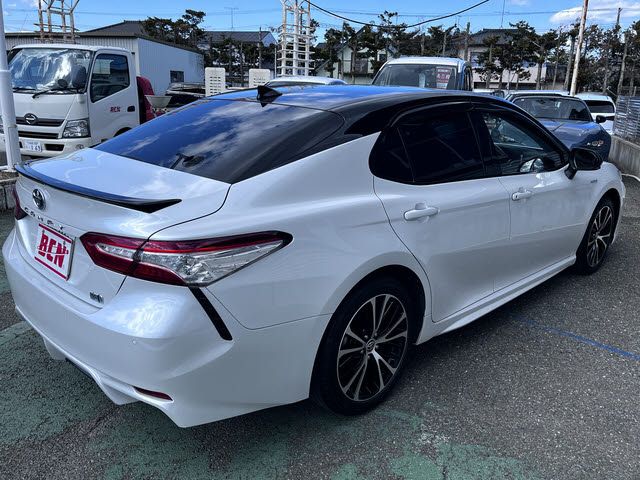 TOYOTA CAMRY HYBRID 2020 Image 31