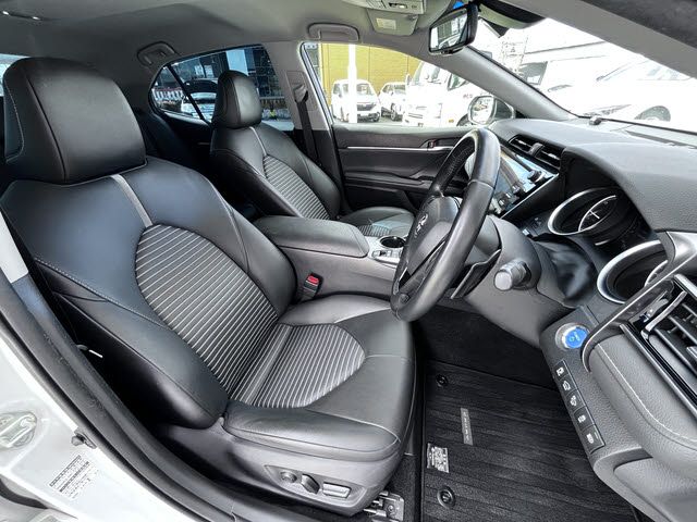 TOYOTA CAMRY HYBRID 2020 Image 31