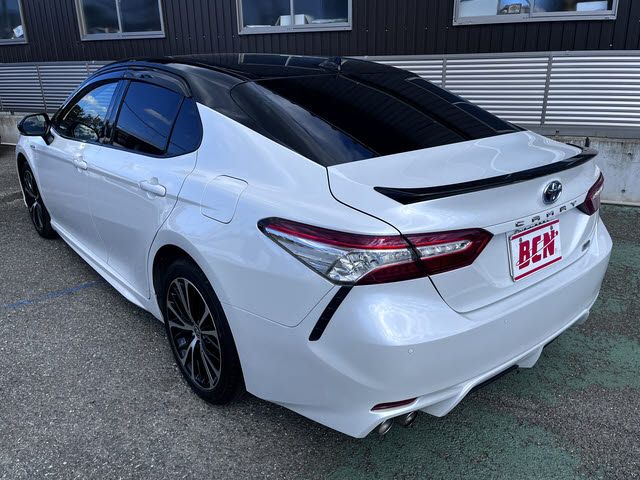 TOYOTA CAMRY HYBRID 2020 Image 31