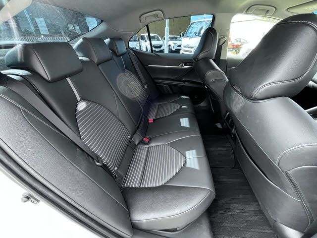 TOYOTA CAMRY HYBRID 2020 Image 31