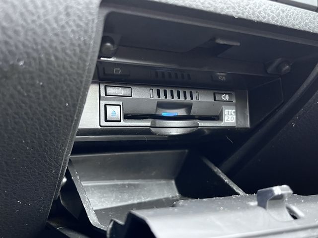 TOYOTA CAMRY HYBRID 2020 Image 31