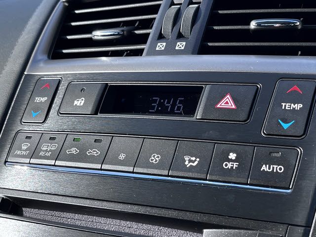 TOYOTA LEXUS HS250H 2015 Image 31