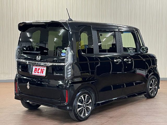 HONDA N BOX CUSTOM 2019 Image 31
