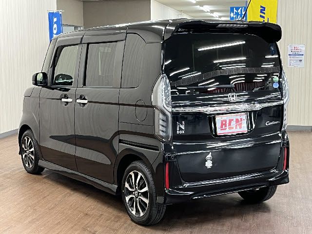 HONDA N BOX CUSTOM 2019 Image 31