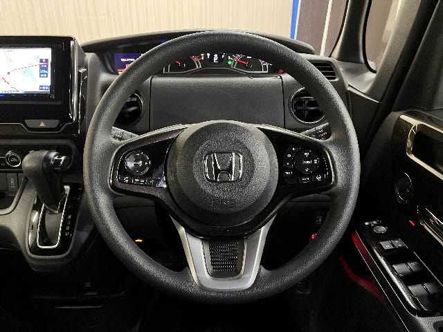 HONDA N BOX CUSTOM 2019 Image 31