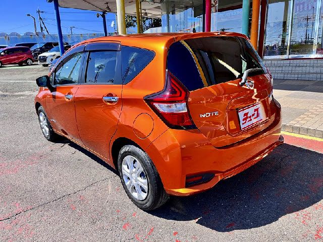 NISSAN NOTE 2017 Image 31