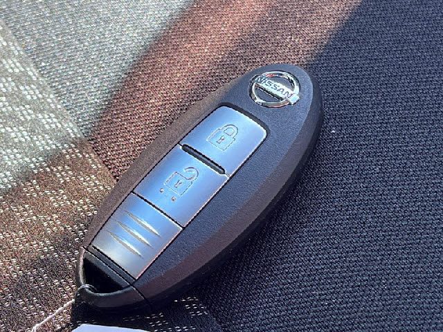 NISSAN NOTE 2017 Image 31