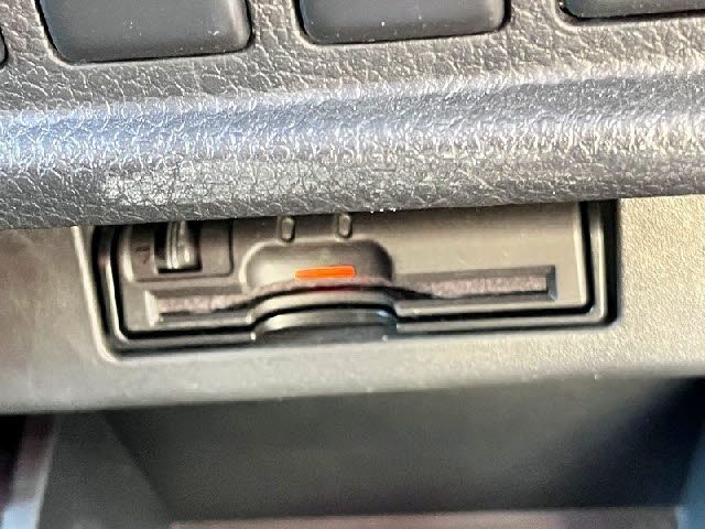 NISSAN ELGRAND 2016 Image 31