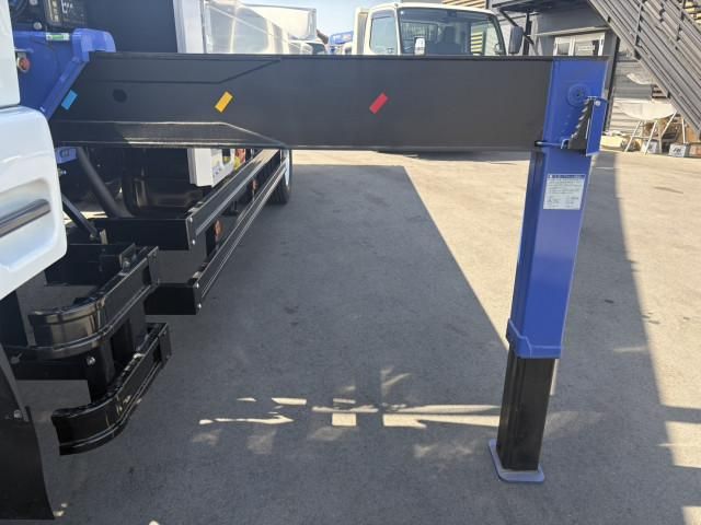 MITSUBISHI FUSOU FIGHTER 2024 Image 31