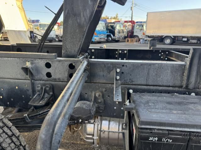 ISUZU FORWARD 2016 Image 31