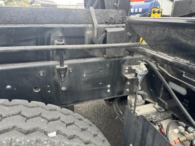 ISUZU GIGA 2024 Image 31