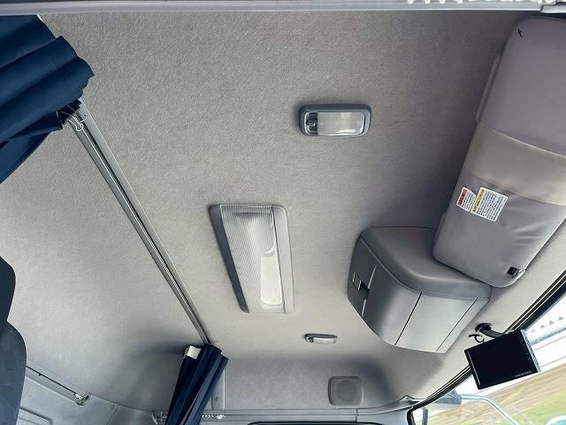 NISSAN DIESEL QUON 2018 Image 31