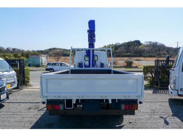 HINO DUTRO 2018 Image 31