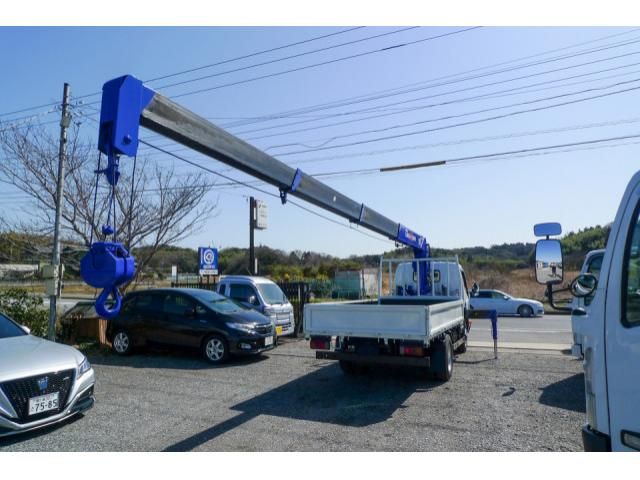 HINO DUTRO 2018 Image 31