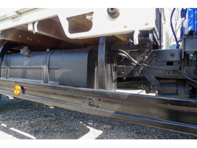 HINO DUTRO 2018 Image 31