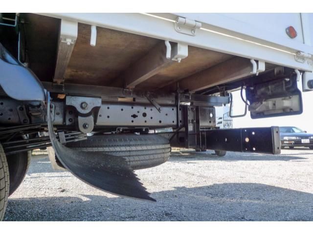 HINO DUTRO 2018 Image 31