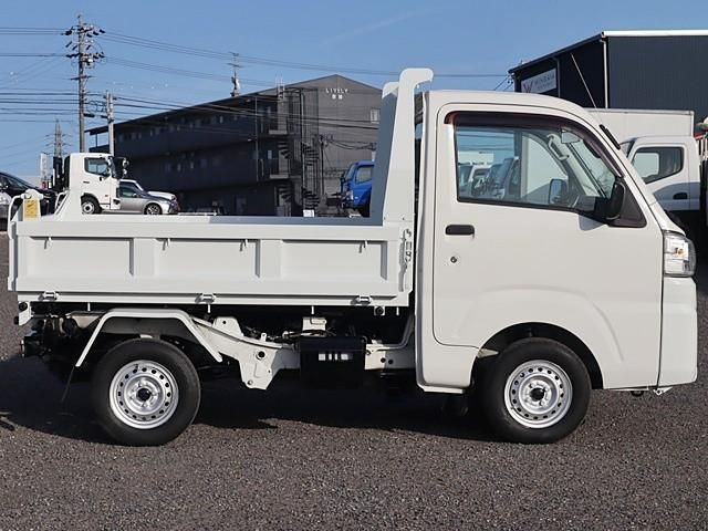 DAIHATSU HIJET TRUCK 4WD 2018 Image 31