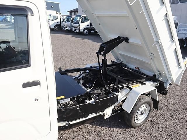 DAIHATSU HIJET TRUCK 4WD 2018 Image 31