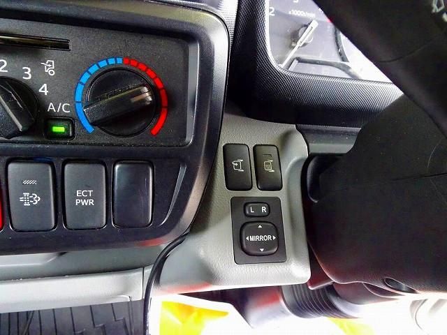 TOYOTA TOYOACE 2019 Image 31