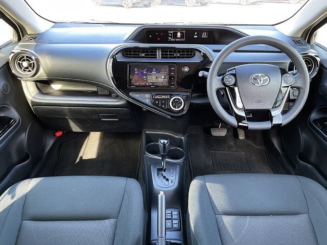 TOYOTA AQUA 2019 Image 31