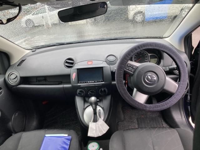 MAZDA DEMIO 2012 Image 31