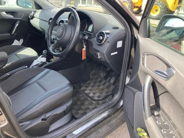 AUDI A1 SPORTBACK 2016 Image 31