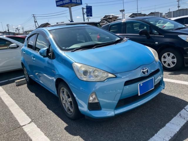 TOYOTA AQUA 2014 Image 31