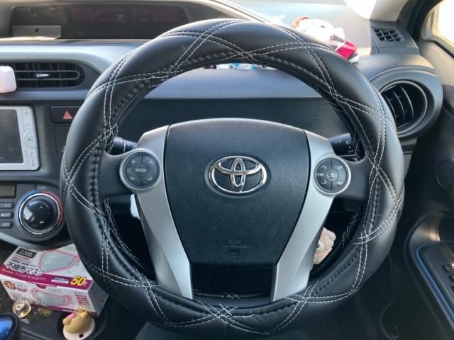 TOYOTA AQUA 2014 Image 31