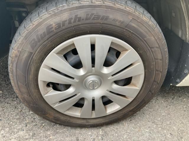 NISSAN NV350 CARAVAN 2022 Image 31