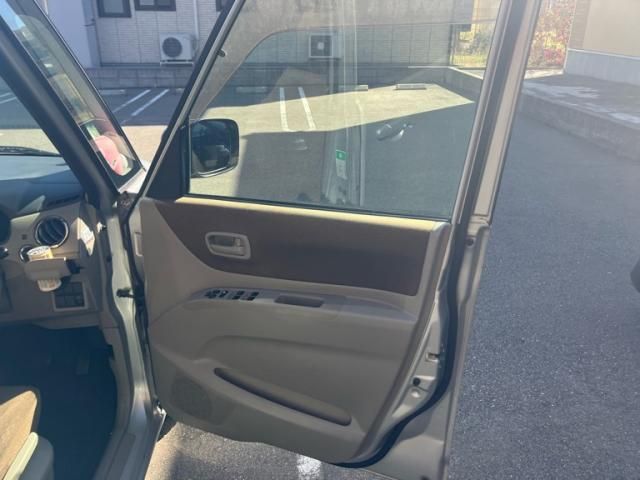 NISSAN ROOX 2010 Image 31