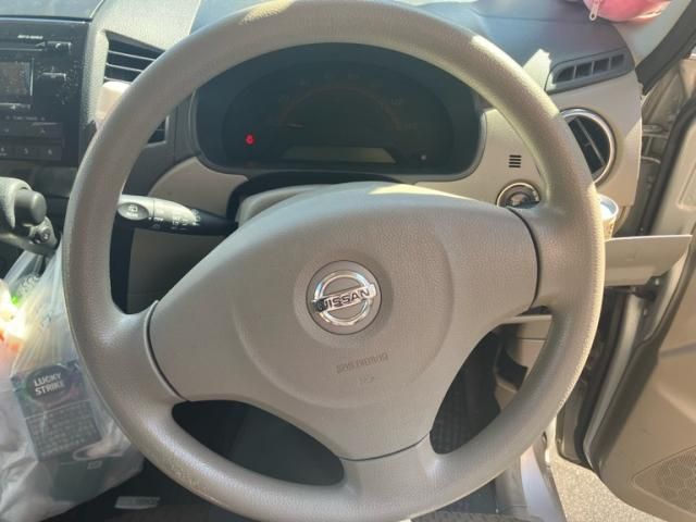 NISSAN ROOX 2010 Image 31