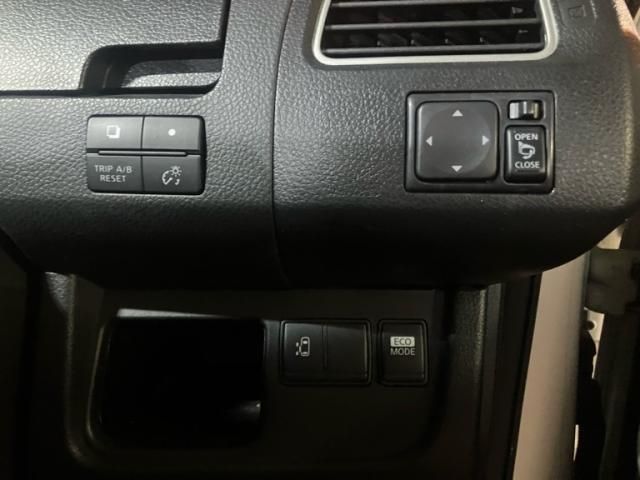 NISSAN SERENA  S-HYBRID 2013 Image 31