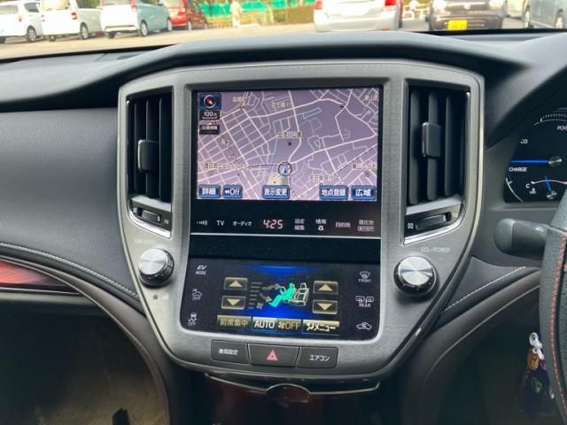 TOYOTA CROWN SEDAN HYBRID 2013 Image 31