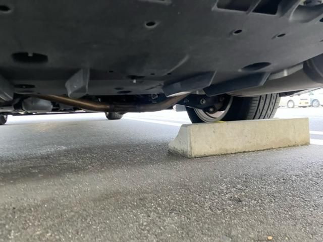 TOYOTA CROWN SEDAN HYBRID 2013 Image 31