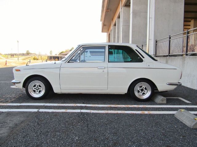 TOYOTA COROLLA SEDAN 1969 Image 31
