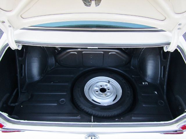 TOYOTA COROLLA SEDAN 1969 Image 31