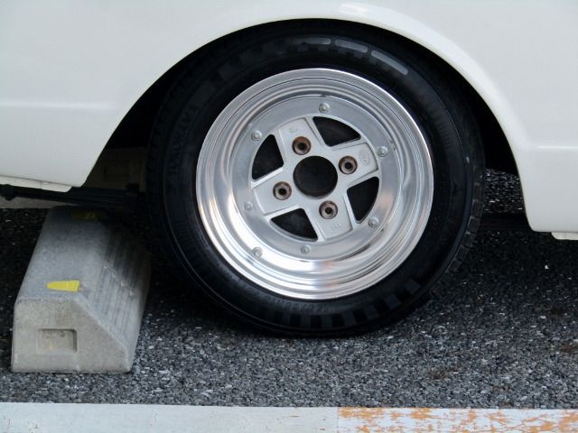 TOYOTA COROLLA SEDAN 1969 Image 31