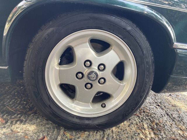 JAGUAR XJSERIES COUP 2002 Image 31