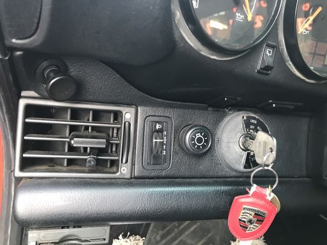 PORSCHE 911 1991 Image 31