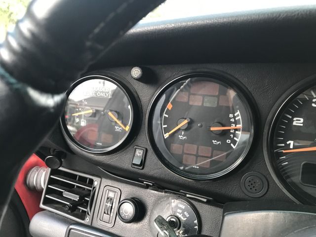 PORSCHE 911 1991 Image 31