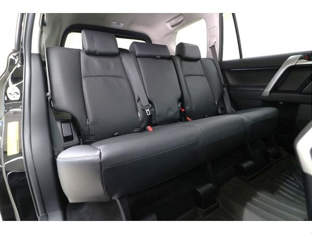 TOYOTA LANDCRUISER PRADO 2023 Image 31
